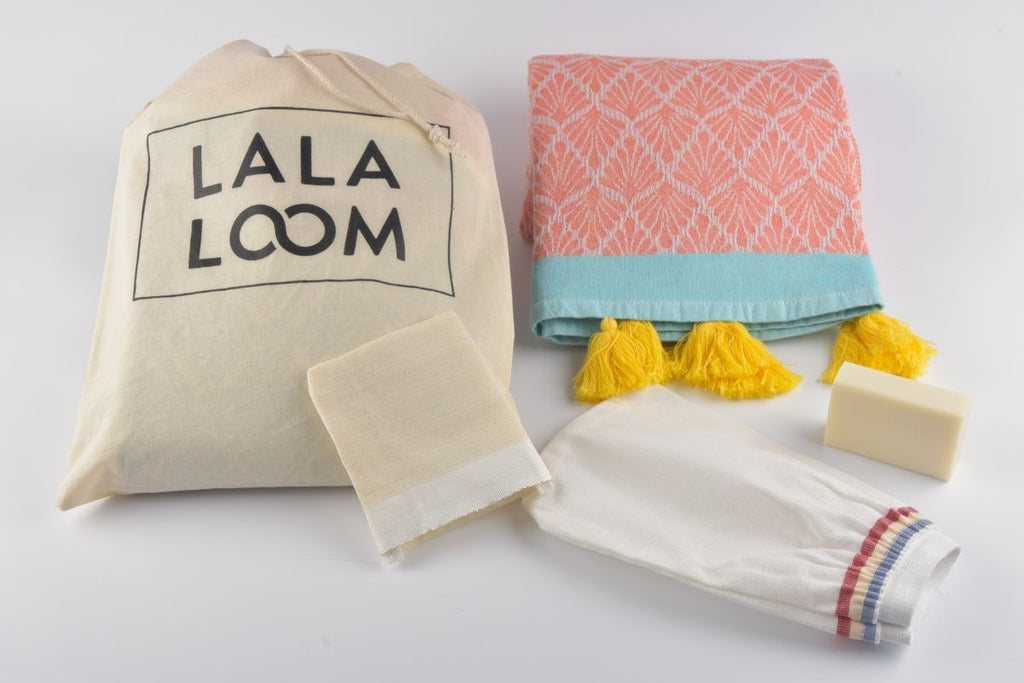 Spapakke Turkis og Korall - Hamamhåndkle, olivenolje Såpe, Skrubb til Ansikt og Kropp - LALALOOM