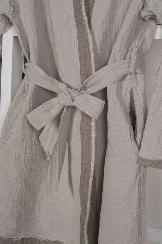 Melsa Muslin 3 - delt Pyjamas Sett for Dame – Shorts, Morgenkåpe – Økologisk Bomull | Beige | Lalaloom.no - LALALOOM