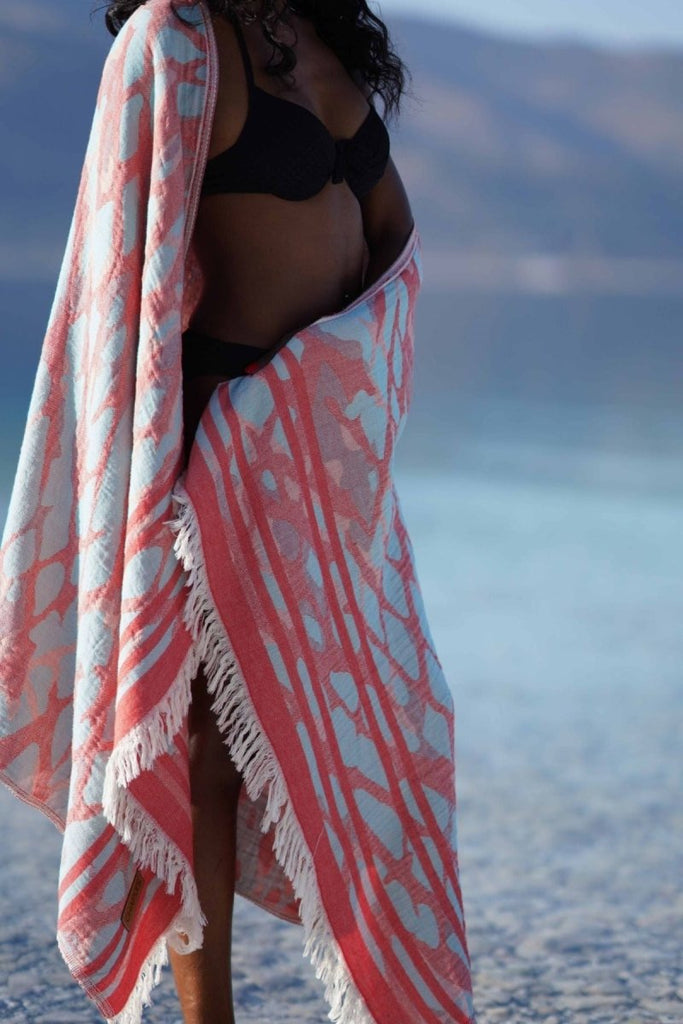 Abstrakt Håndkle - Bomull - Korall Rød | lalaloom.no - LALALOOM