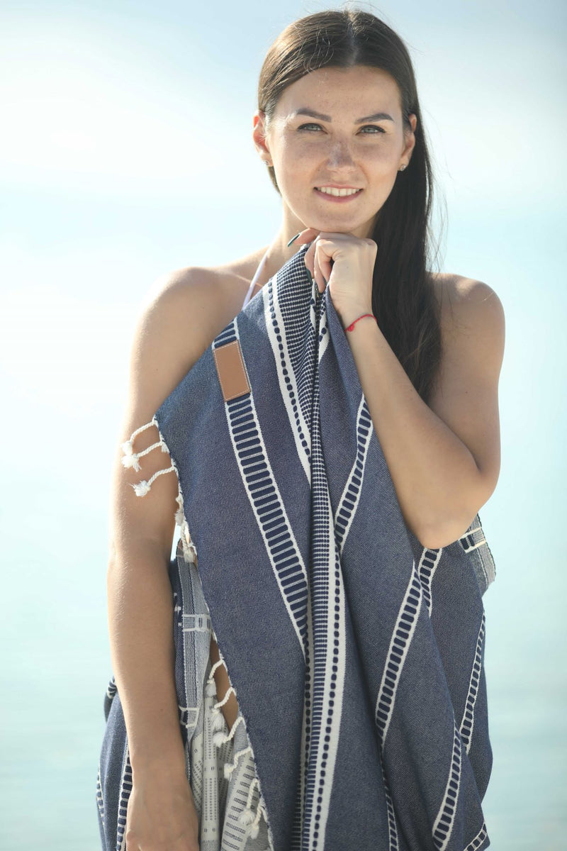 chicstripe-handkle-navy-farge